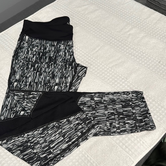 Nike Pants - Nike DRI-FIT Black and White Leggings with Abstract Pattern